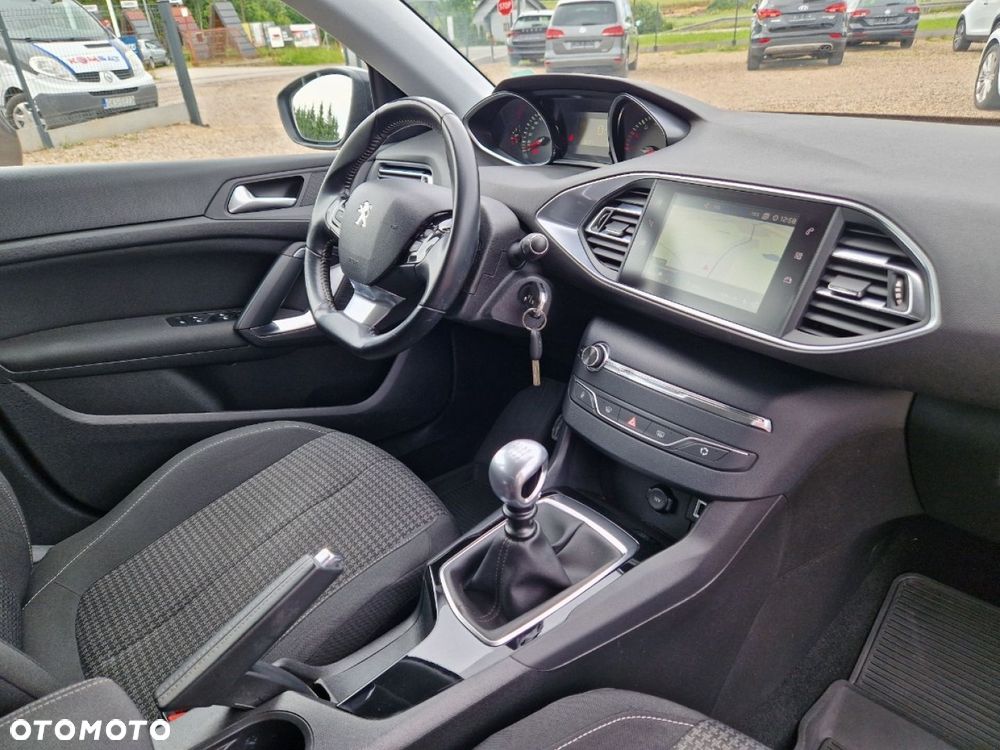 Peugeot 308 - 21