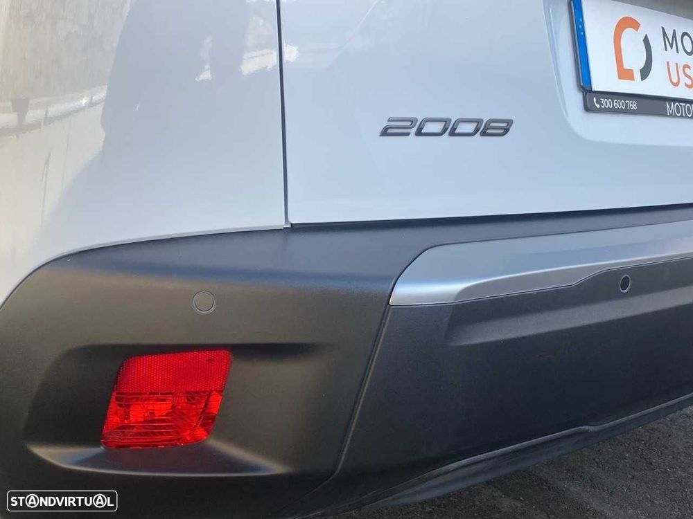 Peugeot 2008 1.2 PureTech Active Pack - 16