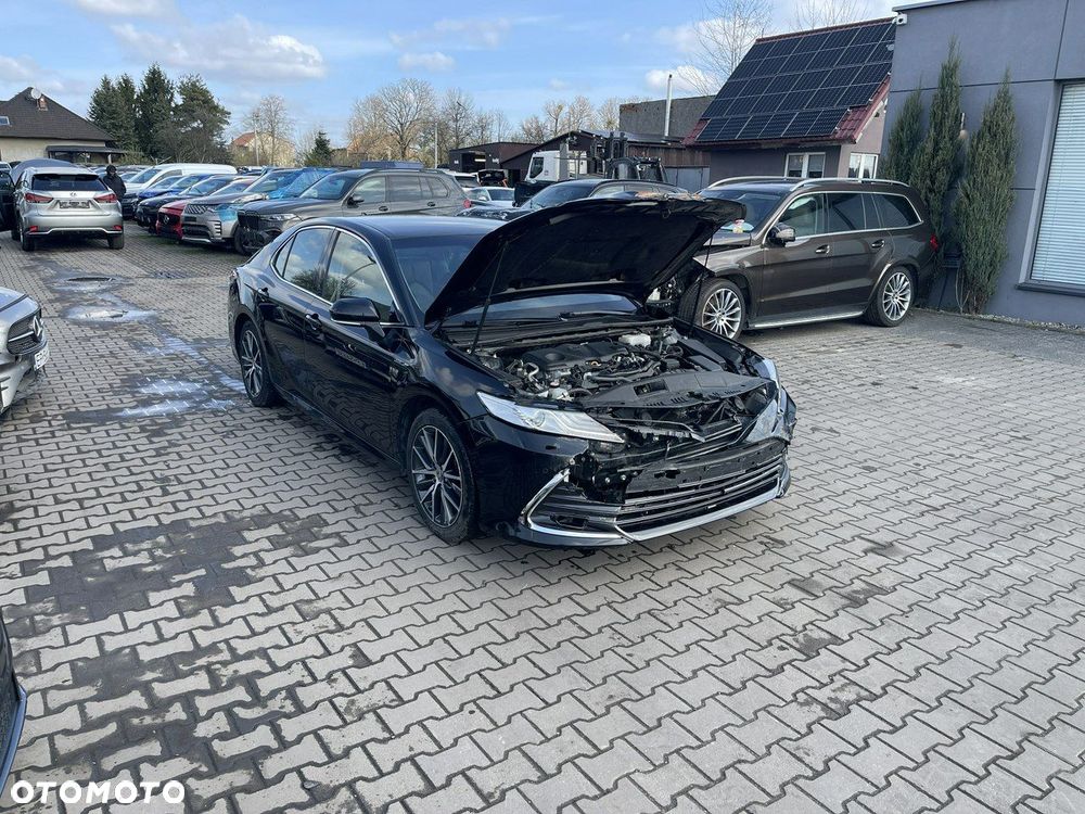 Toyota Camry 2.5 Hybrid Comfort CVT - 2