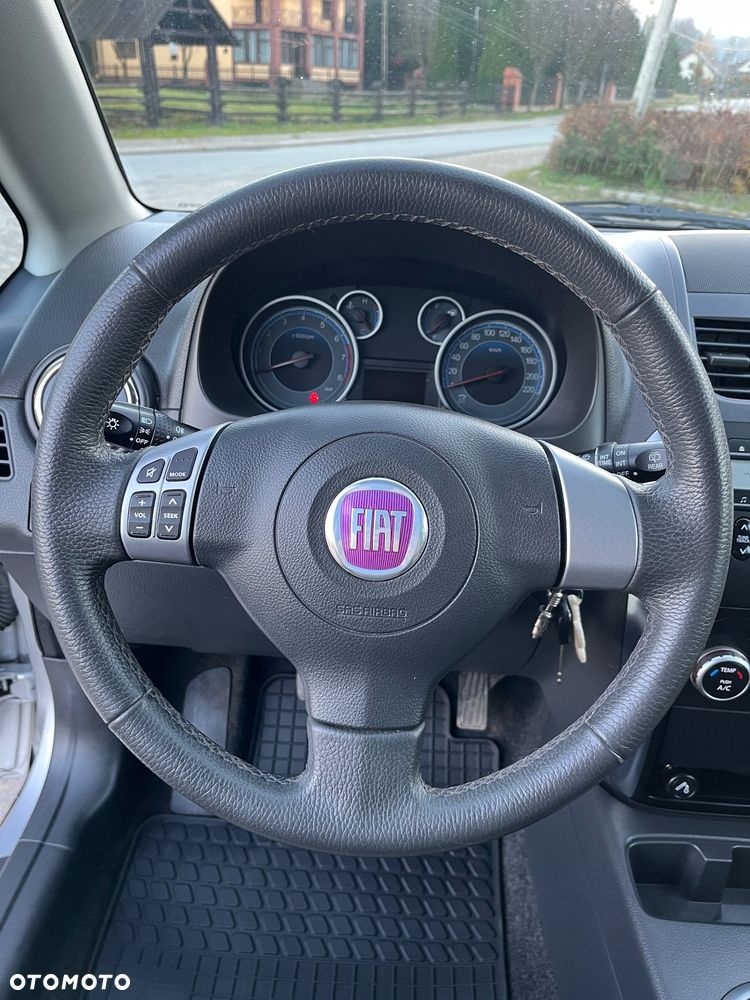 Fiat Sedici 1.6 16V 4x4 Luxury - 32