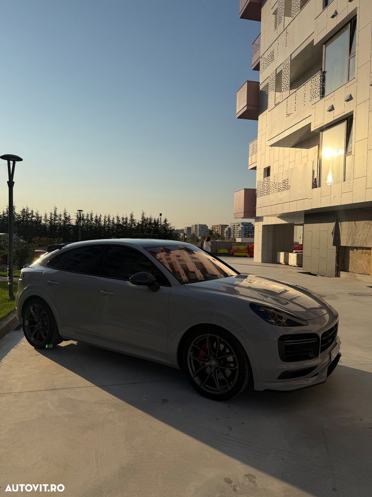 Porsche Cayenne - 18