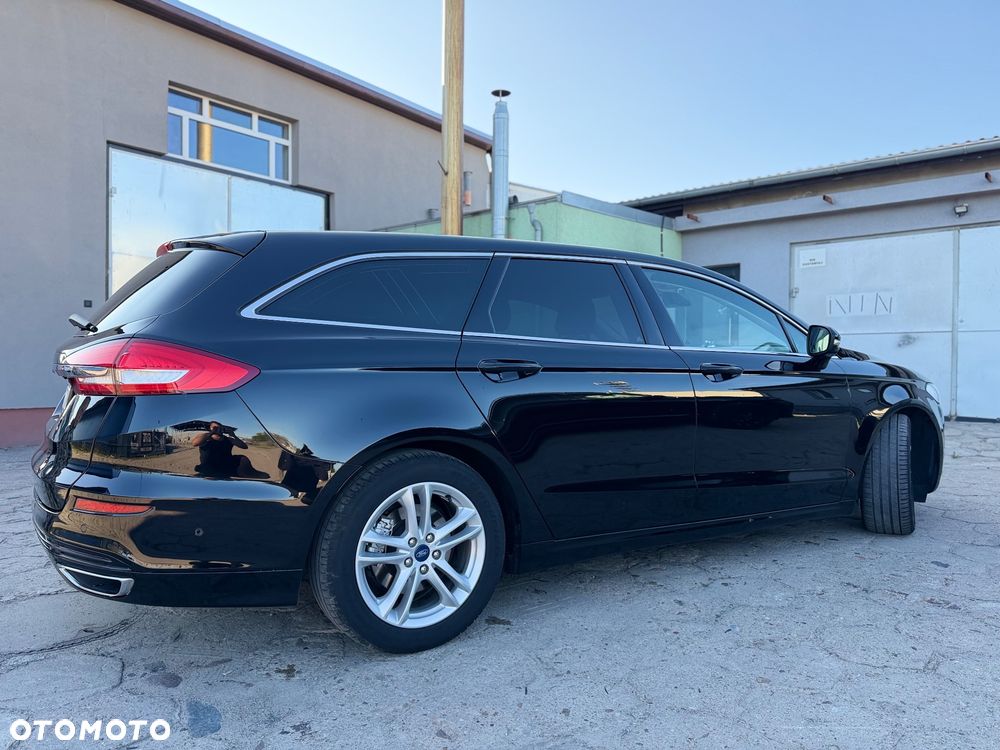 Ford Mondeo 2.0 TDCi Titanium PowerShift - 4