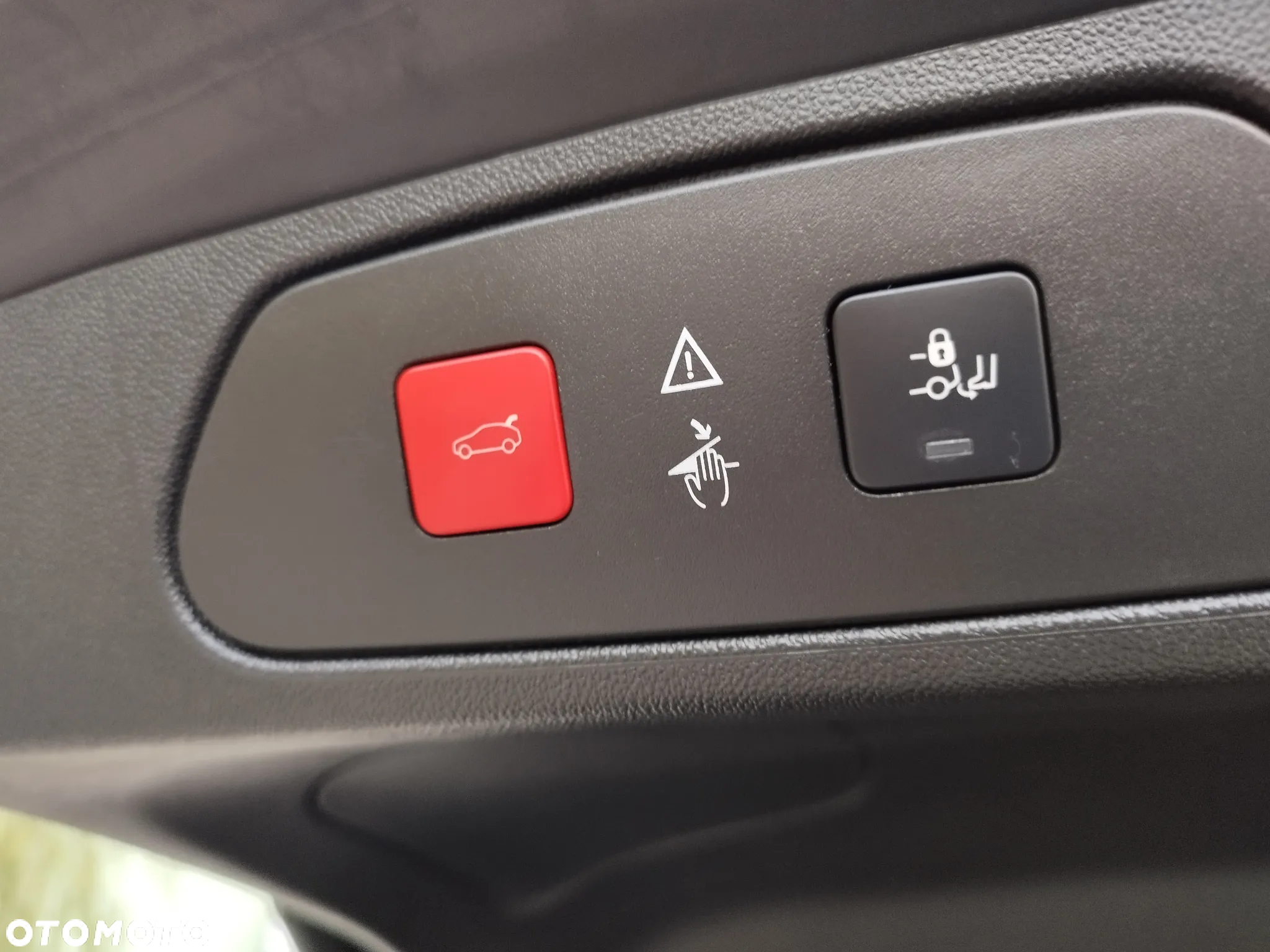 Opel Grandland X 1.6 DStart/Stop Automatik Business INNOVATION - 19