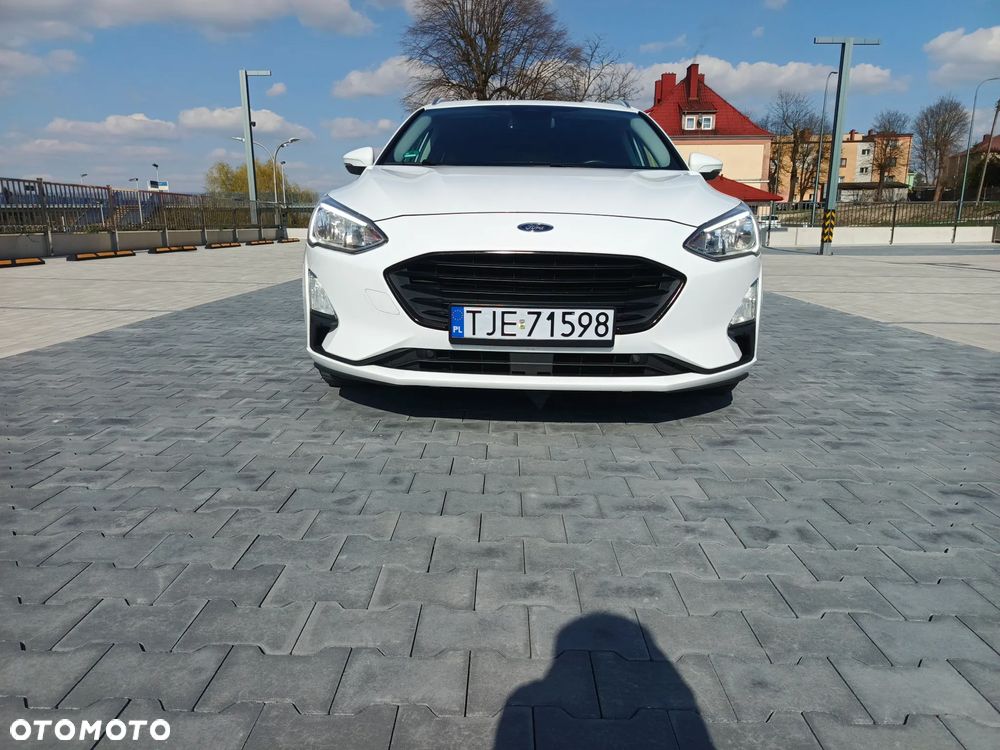 Ford Focus 1.5 EcoBlue Start-Stopp-System COOL&CONNECT DESIGN - 4