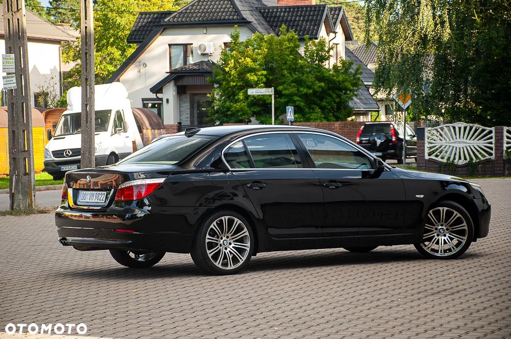 BMW Seria 5 525d - 20