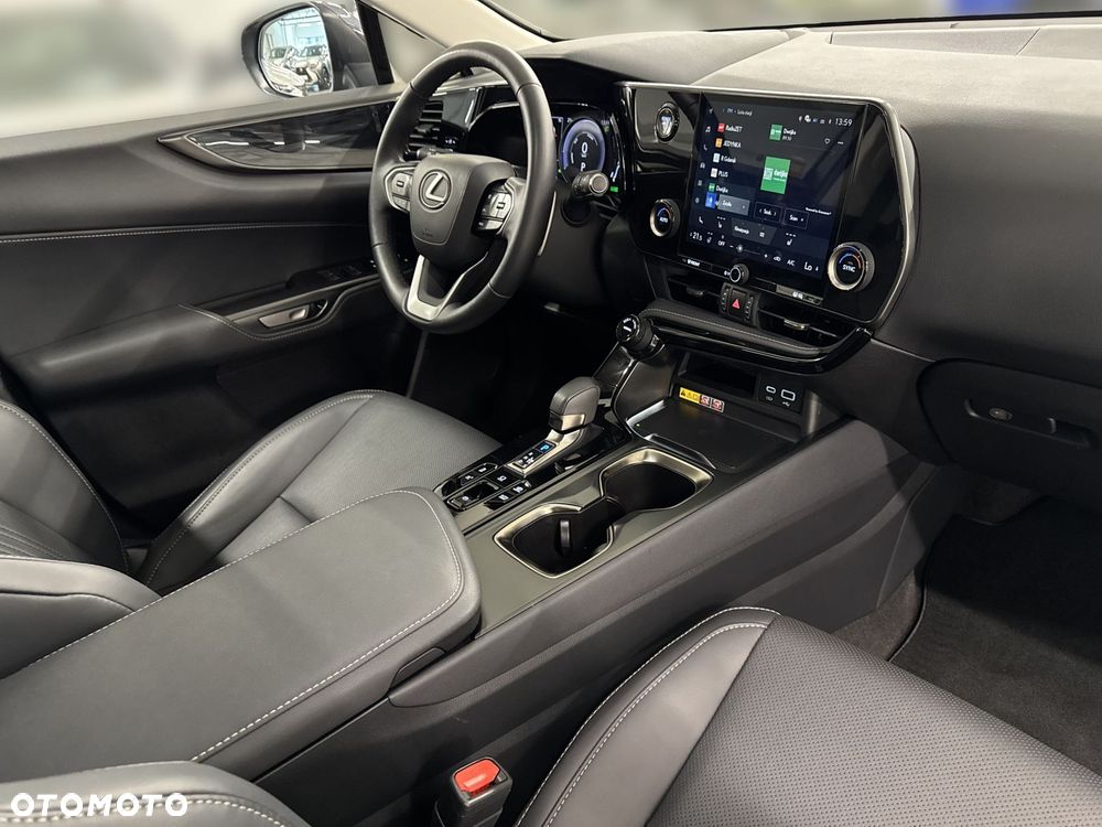 Lexus NX - 26