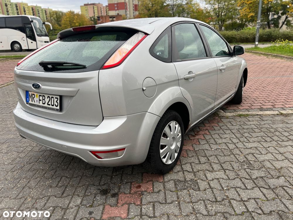 Ford Focus - 10
