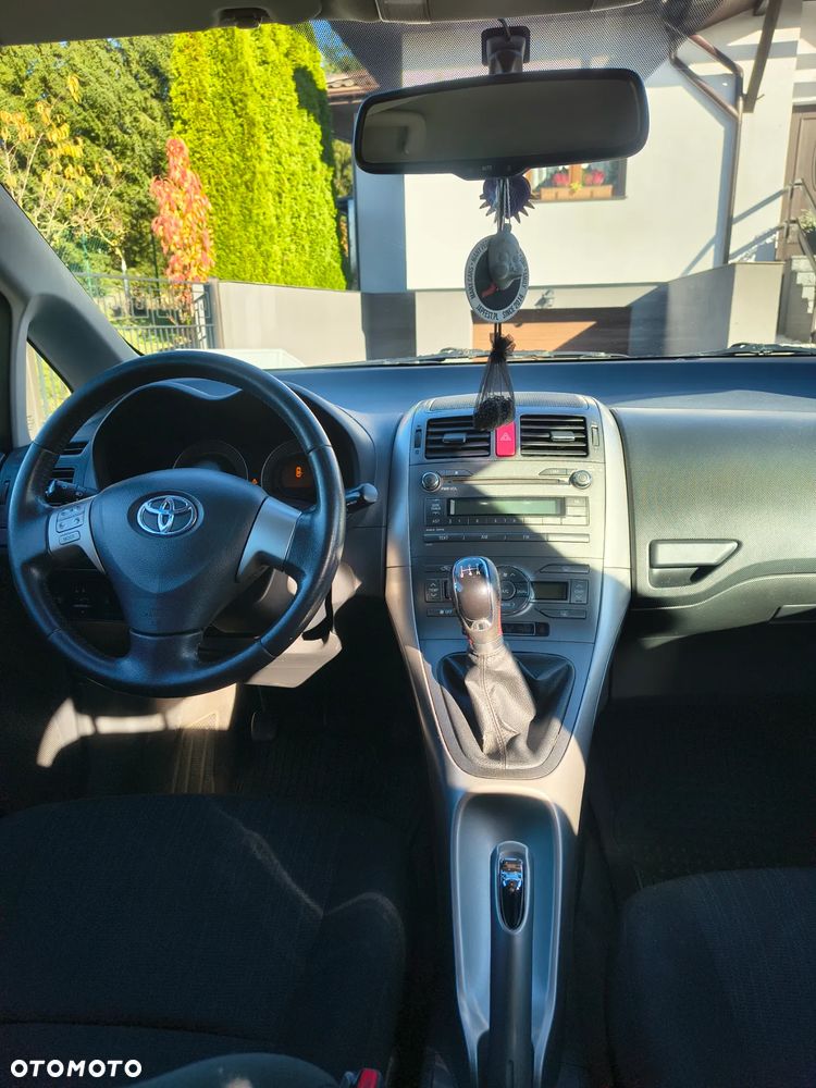 Toyota Auris 1.6 VVT-i Luna - 6