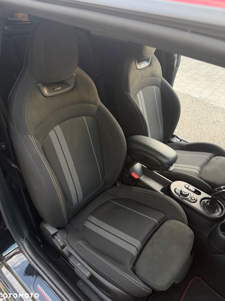 MINI John Cooper Works - 14