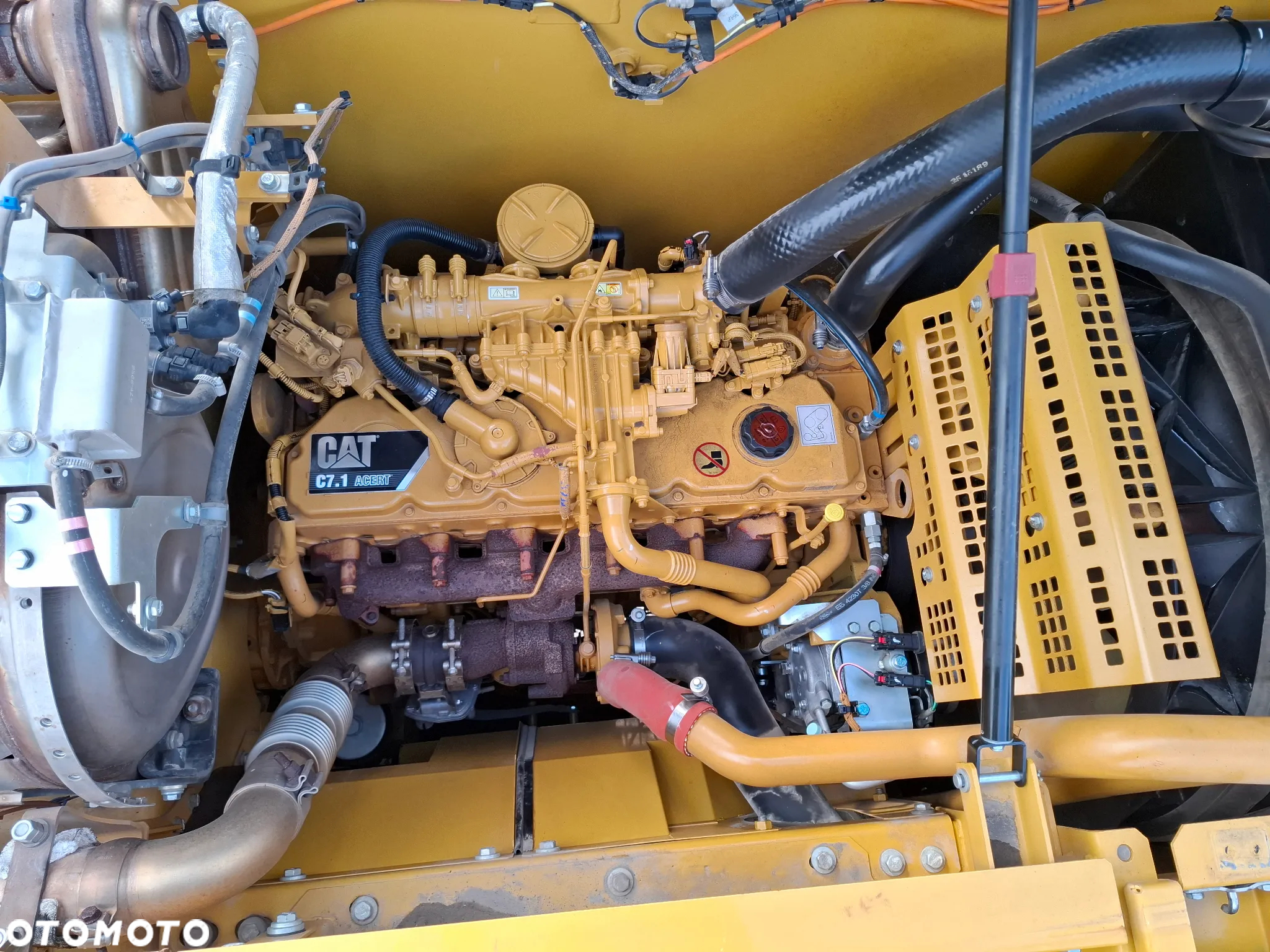 Caterpillar CAT 323 FL - 18