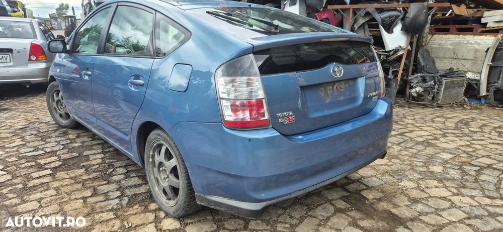 Haion cu geam luneta spate portbagaj Toyota Prius 2004 - 2