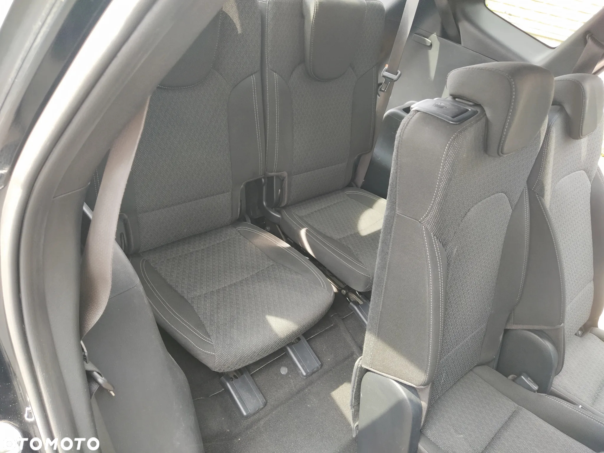 Kia Carens 1.7 CRDi 141 Edition 7 - 31