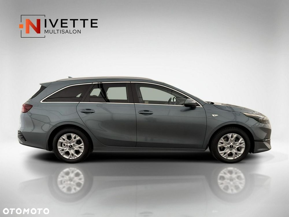 Kia Ceed - 8