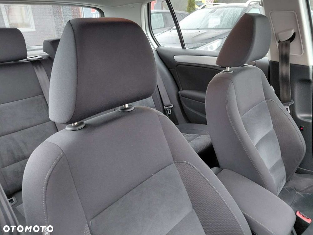 Volkswagen Golf - 15