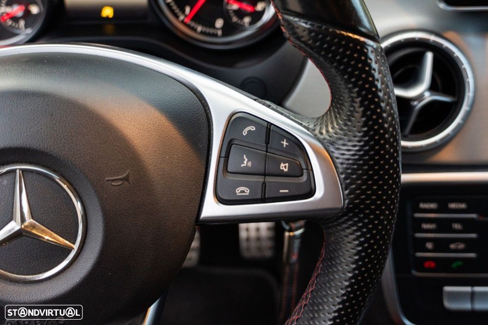 Mercedes-Benz CLA 180 d Shooting Brake AMG Line - 28