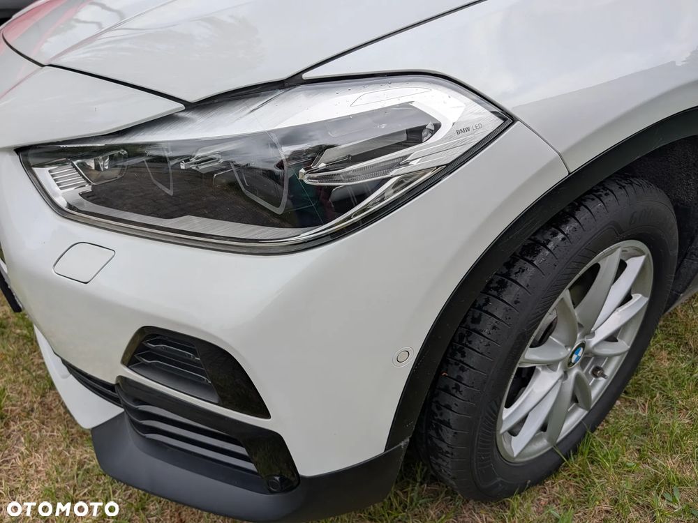 BMW X2 sDrive18i - 13