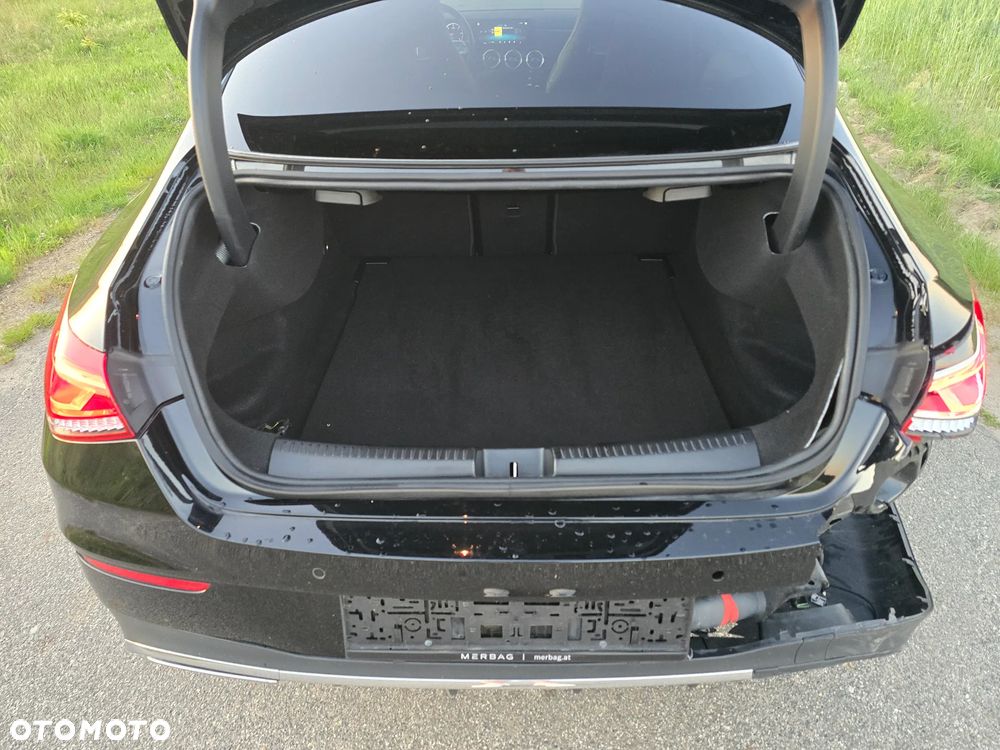 Mercedes-Benz CLA 200 d 8G-DCT AMG Line - 21