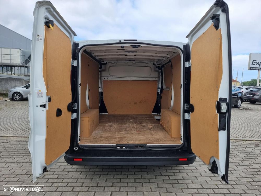 Renault Trafic 2.0 dCi L1H1 - IVA Dedutível - 8