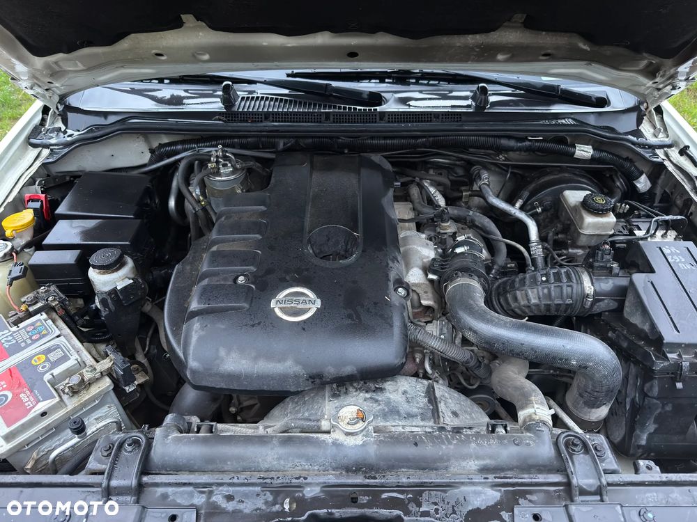 Nissan Navara SE - 9