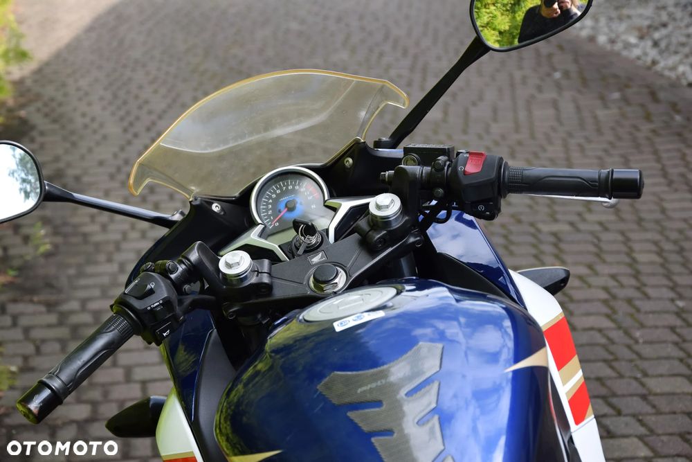 Honda CBR - 5
