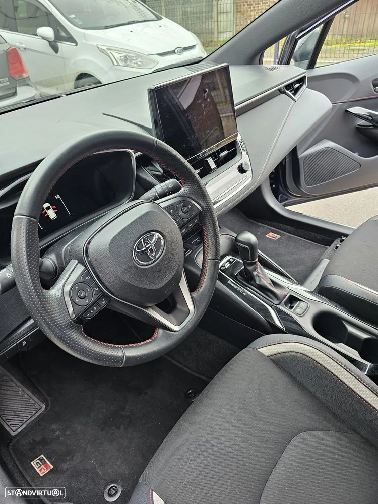 Toyota Corolla 1.8 Hybrid GR-Sport - 11