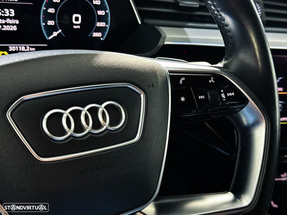 Audi e-tron 50 quattro S line - 40