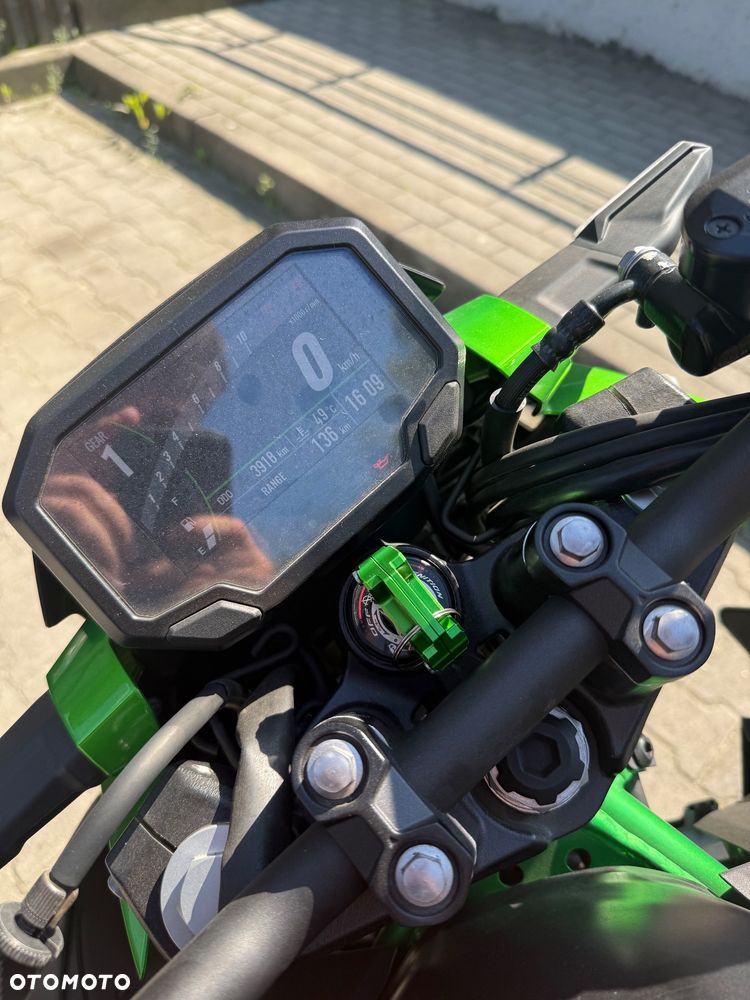 Kawasaki Z - 8