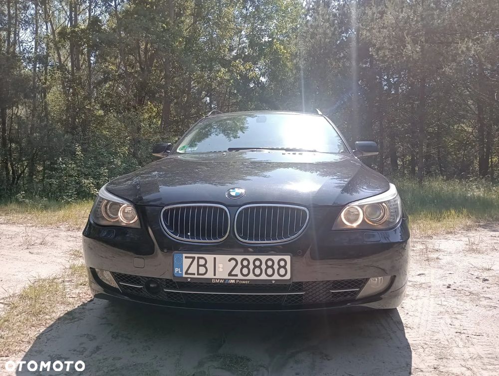 BMW Seria 5 525d Touring Edition Exclusive - 4