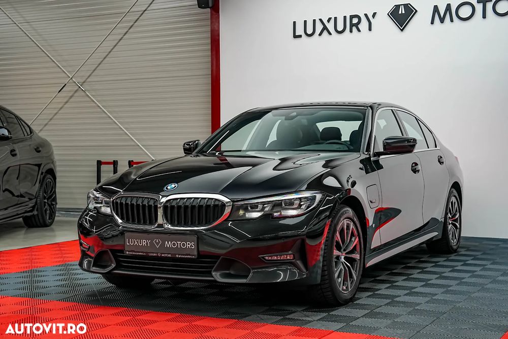 BMW Seria 3 320e Aut. Sport Line - 15