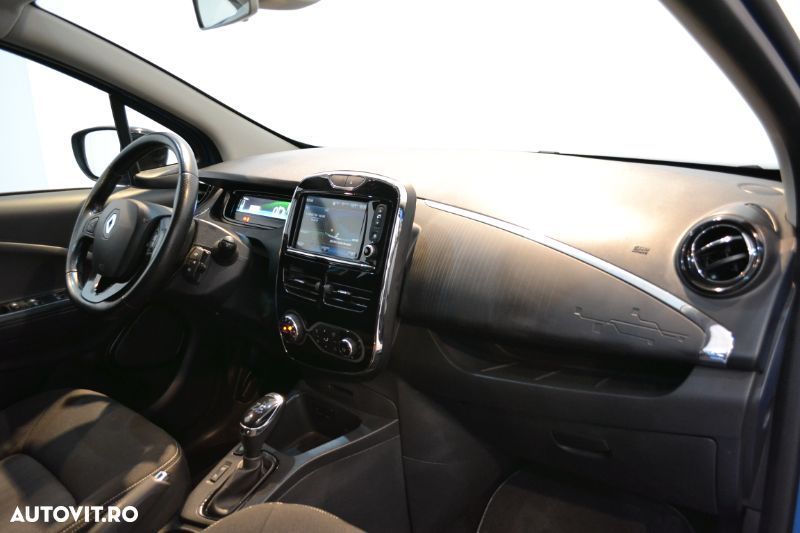 Renault ZOE - 12