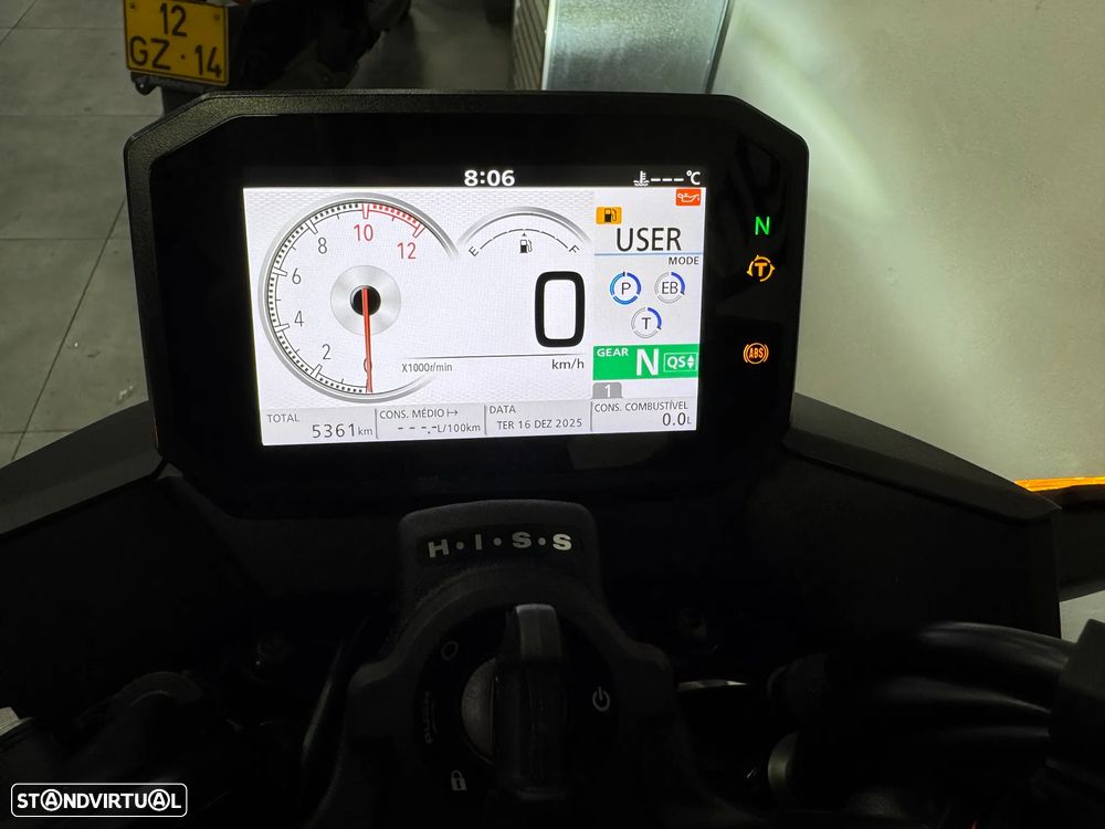 Honda CB 750 Hornet - 6