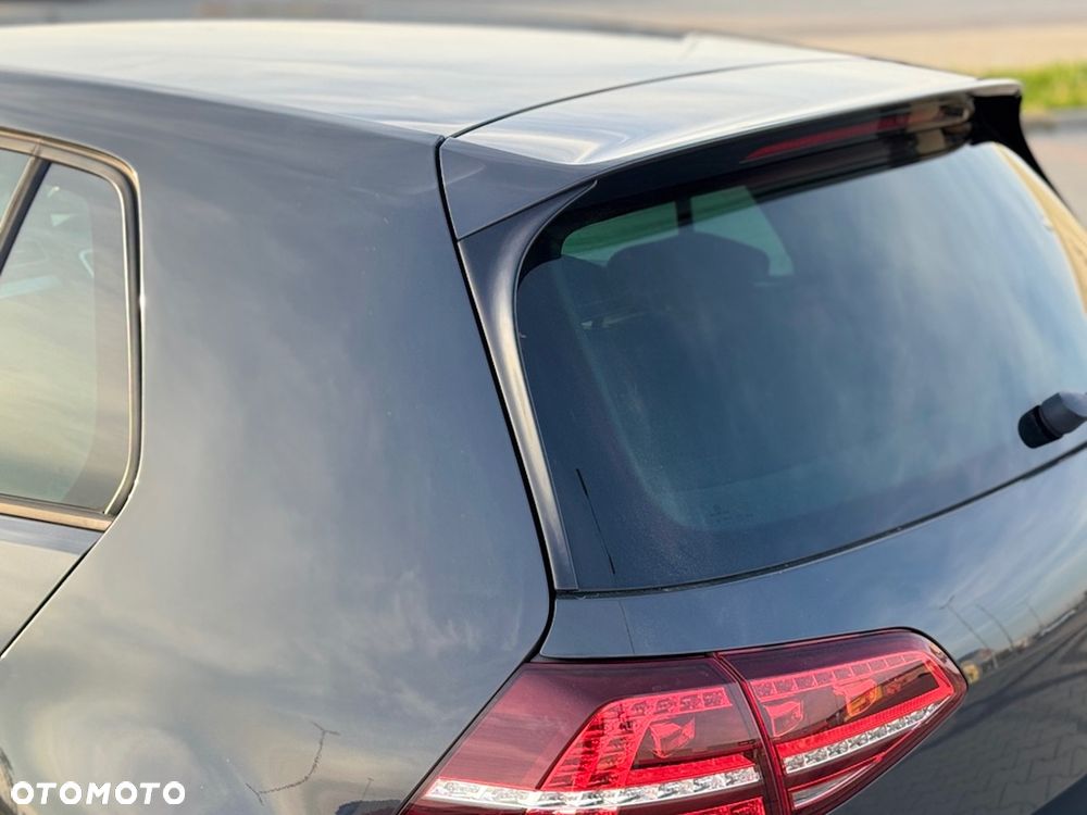 Volkswagen Golf 1.4 TSI BlueMotion Technology Cup - 28