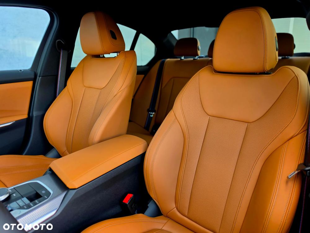 BMW Seria 3 320i xDrive M Sport sport - 20