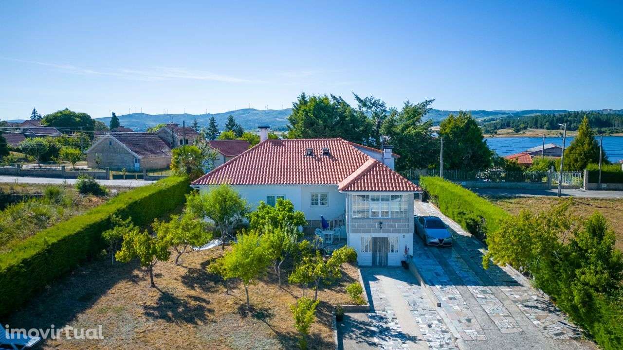 Moradia Individual T4 ao lado da barragem dos Pisões, Montalegre! - Grande imagem: 4/60