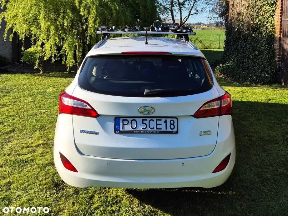 Hyundai i30 1.4 Classic + - 10