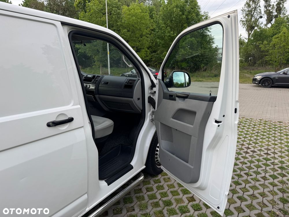 Volkswagen Transporter - 25