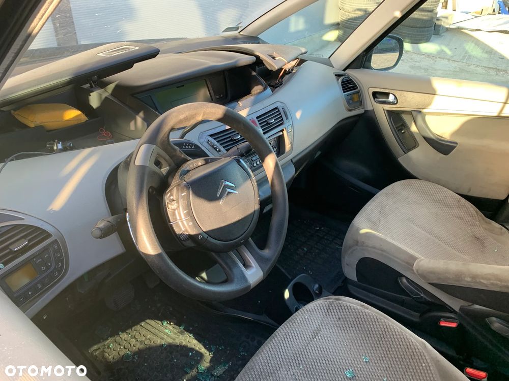 CITROEN C4 PICASSO 2007 *SAMOCHÓD NA CZĘŚCI*3451 MASKA, LAMPA, DRZWI, LUSTERKO, ZDERZAK, GRILL, BŁOTNIK, KLAPA, BELKA, DESKA, FOTELE, KANAPA, ĆWIARTKA KIEROWNICA, TARCZE, ZACISKI, ZAWIESZENIE, KOMPLETNY PRZÓD, KOMPLETNY TYŁ, LICZNIK, ZEGARY, PRAWE LEWE PRZÓD TYŁ - 5