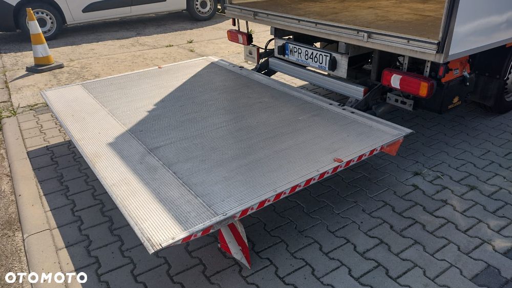 Iveco DAILY 35S18 3.0 180KM KONTENER WINDA 750kg 8EP - 5