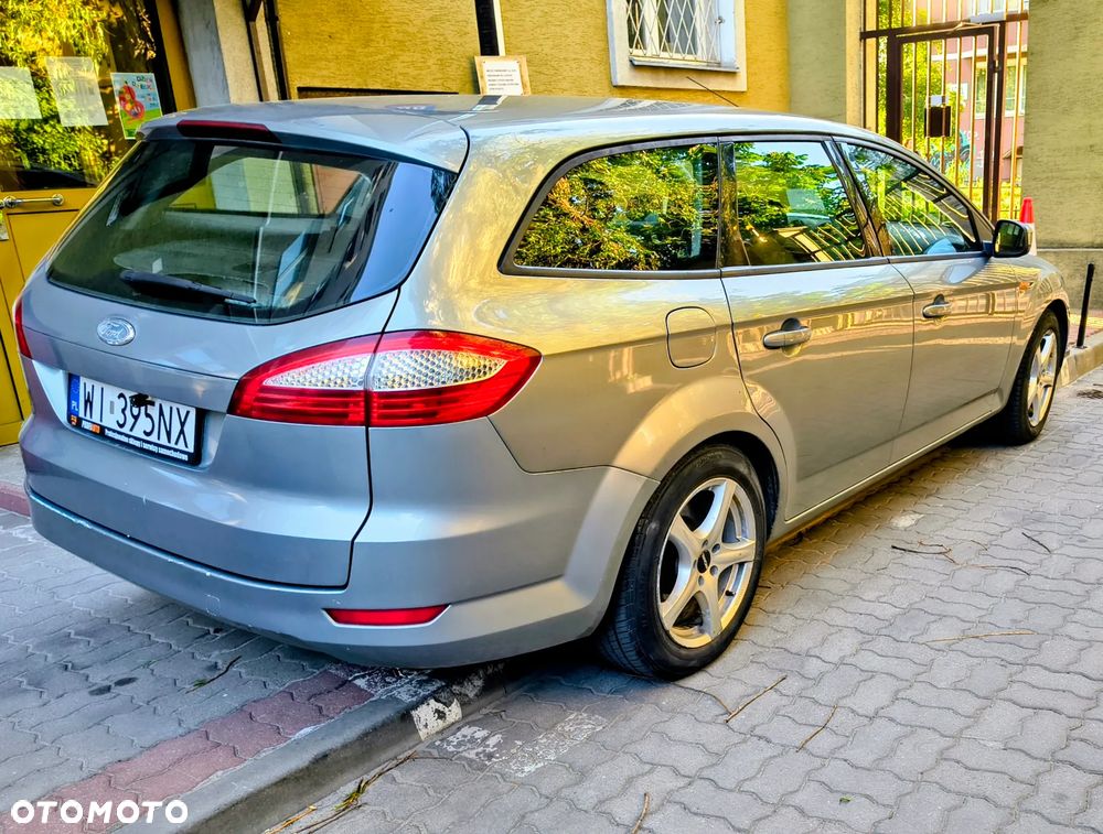 Ford Mondeo 2.0 TDCi Titanium - 9