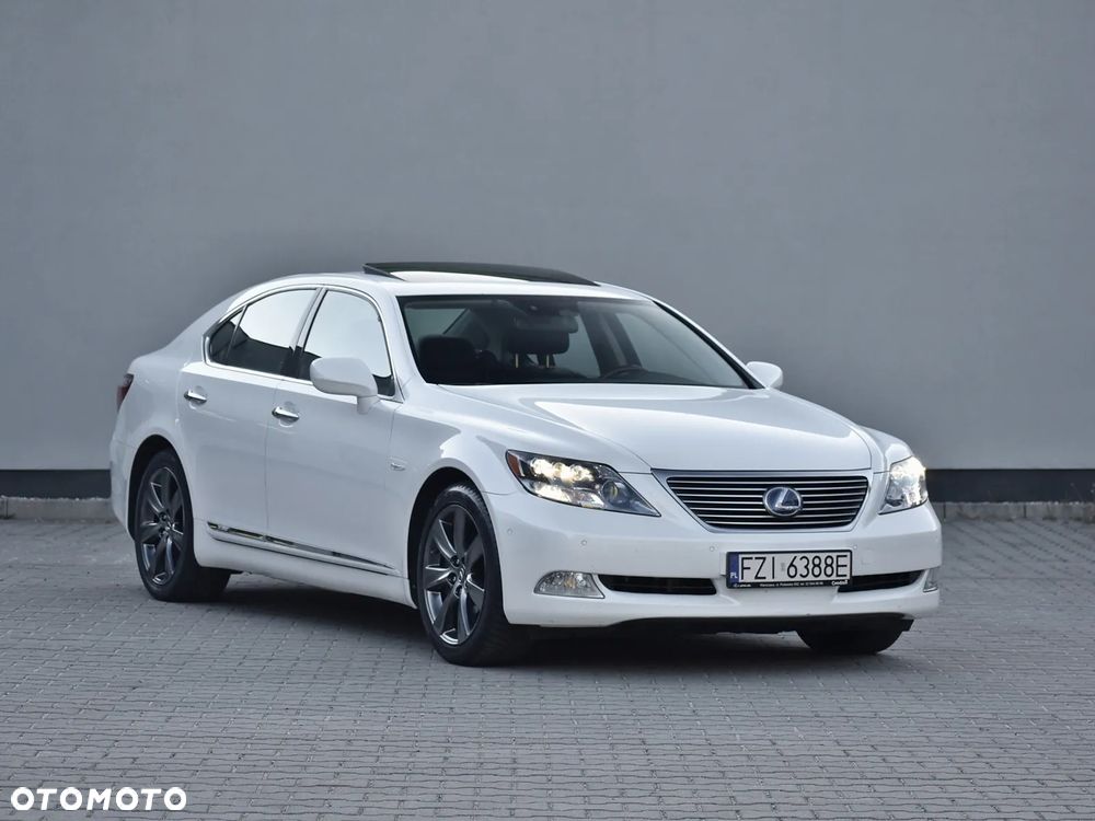 Lexus LS 600h Superior - 1