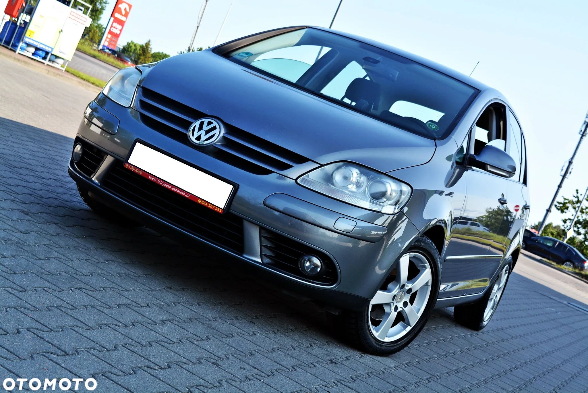 Volkswagen Golf Plus 1.9 TDI DSG Goal - 1