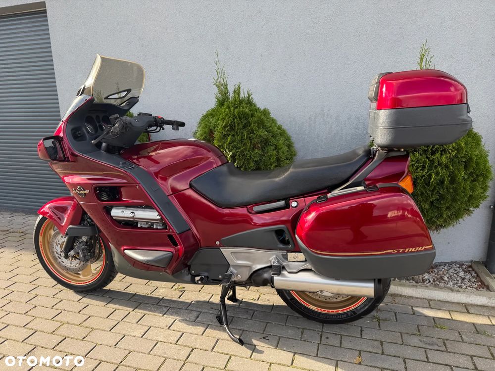 Honda ST - 5