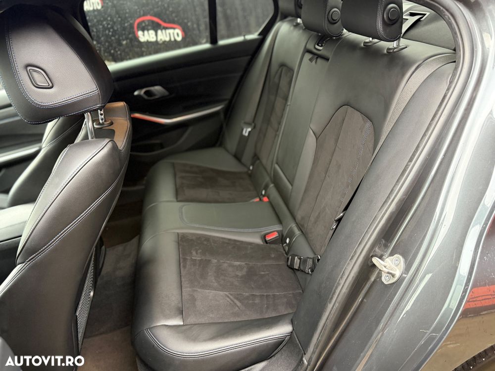 BMW Seria 3 320d xDrive AT MHEV - 16