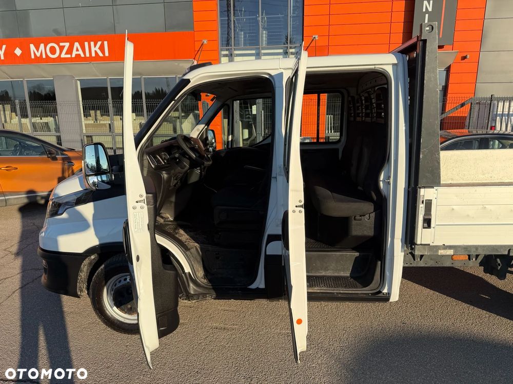 Iveco Daily 35S180, 3.0 180KM, Doka 7os., Niski przebieg, Bardzo zadbany - 16
