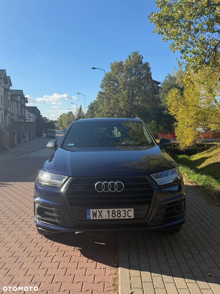 Audi Q7 2019 photo 2