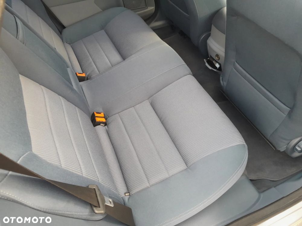 Ford Mondeo 2.0 Ghia - 20