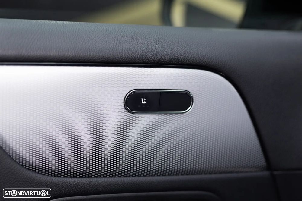 Mercedes-Benz GLA 180 d Business Solutions - 34