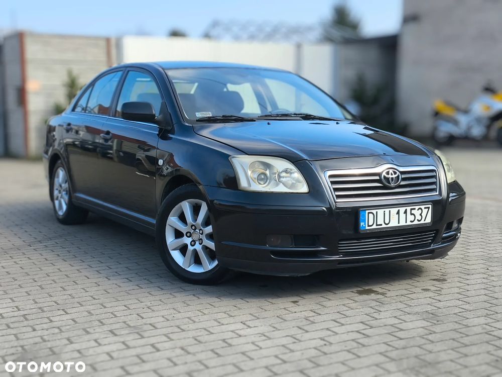 Toyota Avensis - 2