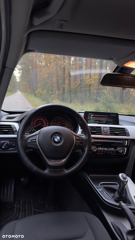 BMW Seria 3 - 12