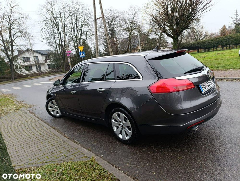 Opel Insignia - 15